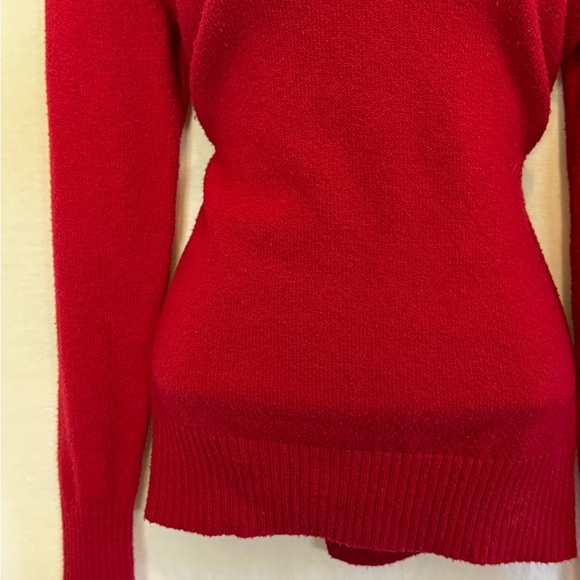C-27 St. John’s Bay Red Long Sleeve PulloverSweater Size‎ M - Picture 2 of 16